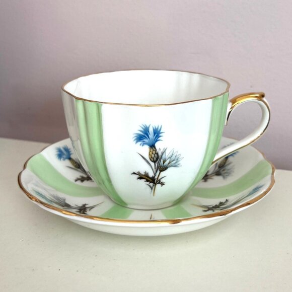 Vintage Bone China Teacup and Saucer by Duchess Made in England - Picture 1 of 4